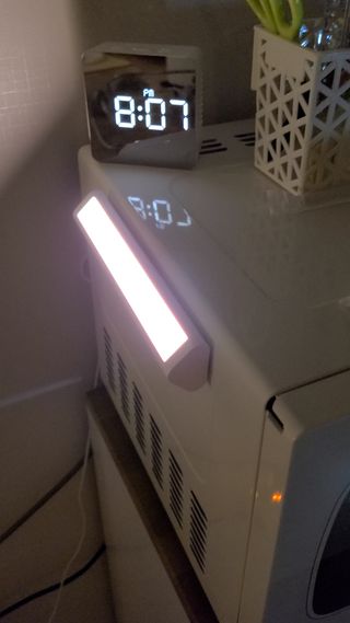 아카라 어두울 때만 켜지는 스마트 무선 센서등 — 5점을 준 리뷰어가 2021년 12월 올린 사용 사진