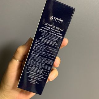 아이앤립 / EYENLIP 아이앤립 루센트 비비크림 2 Color — 4.5점을 준 리뷰어가 2021년 5월 올린 사용 사진
