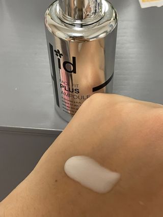 아이디플라코스메틱 아이디 페이스핏 플러스 앰플 — 5점을 준 리뷰어가 2021년 10월 올린 사용 사진