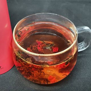 마시다 붉은 석양 빛을 담은 프리미엄 수제 블렌딩 홍차, 레드선셋블랙티 — 5점을 준 리뷰어가 2021년 3월 올린 사용 사진