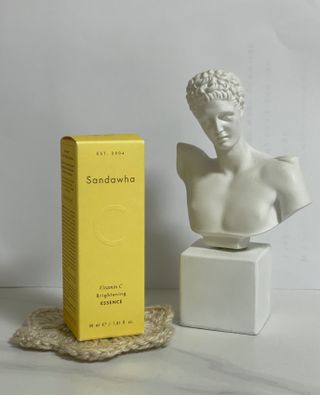 스킨큐어 산다화 비타민c 화이트닝 에센스 30ml — 5점을 준 리뷰어가 2023년 12월 올린 사용 사진