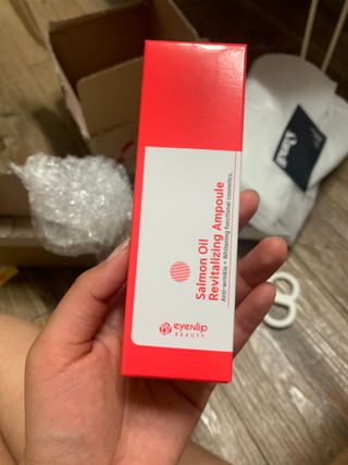 아이앤립 / EYENLIP 아이앤립 연어오일 리바이탈라이징 앰플 — 2.5점을 준 리뷰어가 2021년 4월 올린 사용 사진