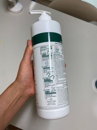 [바이오맥스] 프로코어 탈모완화샴푸 1000ml — 5점을 준 리뷰어가 2022년 8월 올린 사용 사진
