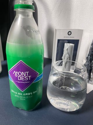 몽베스트 Montbest with Sparkling water Plain 20병 — 5점을 준 리뷰어가 2021년 10월 올린 사용 사진