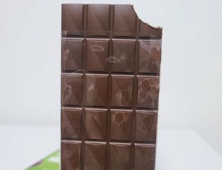 당류2g 자일리톨로 단맛을낸 슈카 퓨어비건 무설탕초콜릿 Xucker vegan 2개입 — 5점을 준 리뷰어가 2021년 4월 올린 사용 사진