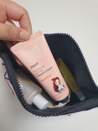 파시 FASCY 高保湿ハンドクリーム40ml+80ml セット — 4.5점을 준 리뷰어가 2021년 8월 올린 사용 사진