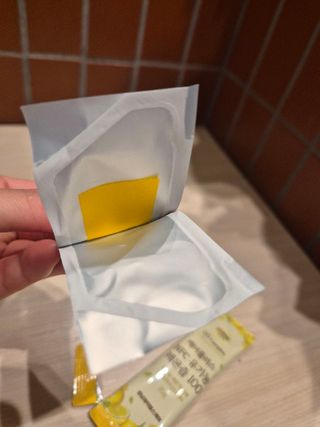 프리 [경남제약헬스케어] 케어플러스 리포좀 글루타치온 필름 90 1박스(30매) — 5점을 준 리뷰어가 2024년 10월 올린 사용 사진