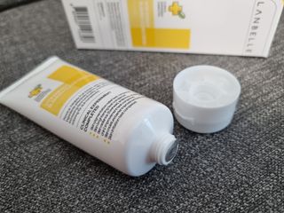 랑벨 비타 에너지 잡티 크림 75ml (피부 속 기미완화크림) — 4.5점을 준 리뷰어가 2022년 4월 올린 사용 사진