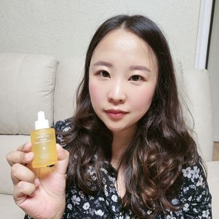 체르엠 스템앤셀 비타민 브라이트닝 에센스 30ml 1개 — 4.5점을 준 리뷰어가 2021년 10월 올린 사용 사진