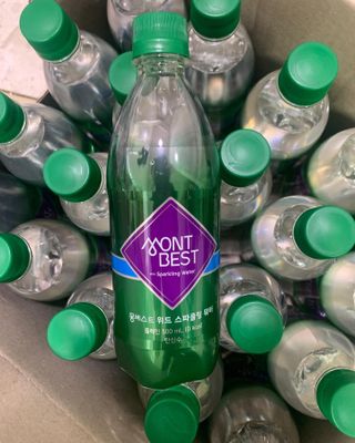 몽베스트 Montbest with Sparkling water Plain 20병 — 5점을 준 리뷰어가 2022년 9월 올린 사용 사진