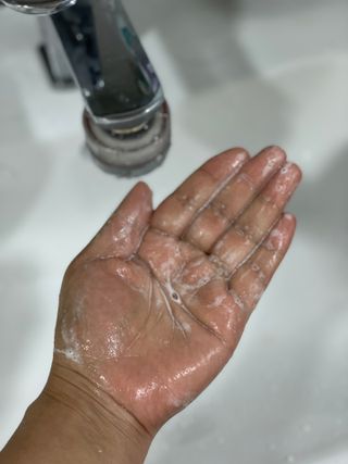 라라로즈데이 시즌2 여성청결제 200ml 아로마 페미민 클렌저, 독일더마인증 — 5점을 준 리뷰어가 2021년 8월 올린 사용 사진