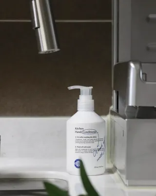 [블랑코클리닝] 키친 핸드컨디셔너 250ml — 5점을 준 리뷰어가 2022년 8월 올린 사용 사진
