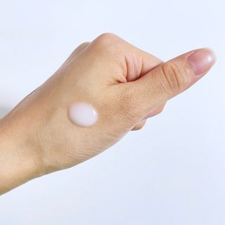 리더스코스메틱 리더스 카밍 바이오틱스 에센스 워터 — 4.5점을 준 리뷰어가 2021년 6월 올린 사용 사진