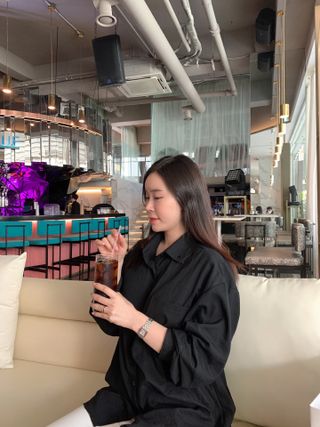 아르보노브라 아르보노 낮노밤노 셔츠 — 4점을 준 리뷰어가 2021년 5월 올린 사용 사진