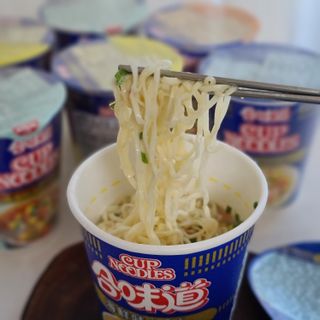 NISSIN 닛신 컵누들  4종 - 씨푸드오리지날, 씨푸드 스파이시, 씨푸드 커리, 씨푸드 XO소스 — 5점을 준 리뷰어가 2021년 12월 올린 사용 사진