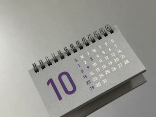 리훈 2024년달력 언더모니터 미니 탁상달력 — 5점을 준 리뷰어가 2023년 10월 올린 사용 사진