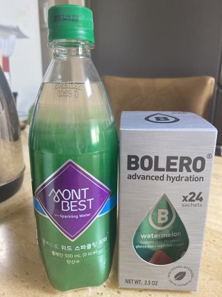 몽베스트 Montbest with Sparkling water Plain 20병 — 5점을 준 리뷰어가 2023년 2월 올린 사용 사진