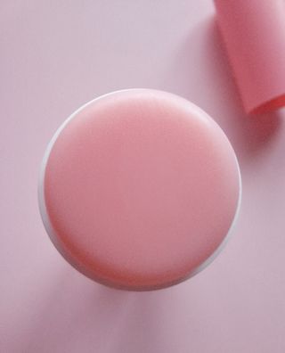스킨큐어 산다화 카멜리아 안티 링클 멀티밤 — 4.5점을 준 리뷰어가 2023년 11월 올린 사용 사진