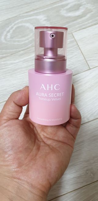 AHC 아우라 시크릿 톤업 벨벳 — 5점을 준 리뷰어가 2021년 4월 올린 사용 사진