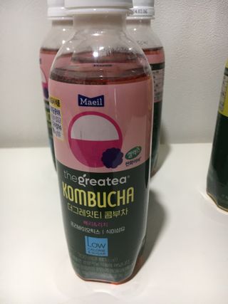 더그레잇티 콤부차 [매일유업] 더그레잇티 44kcal 콤부차 300ml *12개입 (오리지널 6개+베리리치 6개) — 5점을 준 리뷰어가 2023년 7월 올린 사용 사진