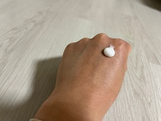 셀프 모이스처라이징 프로텍션 크림 셀프 모이스처라이징 프로텍션크림 — 4점을 준 리뷰어가 2022년 4월 올린 사용 사진