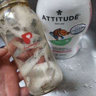 에티튜드 천연 젖병세정제 무향 700ml 1종 주방세제 EWG올그린 순한 비건 세제 — 5점을 준 리뷰어가 2022년 7월 올린 사용 사진