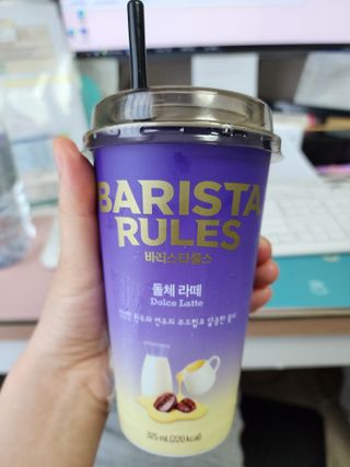 바리스타룰스 돌체 라떼 — 5점을 준 리뷰어가 2023년 4월 올린 사용 사진