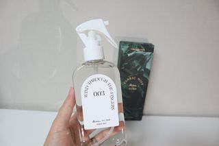 디어포레스트 숲속의 하루 패브릭미스트 (섬유향수/ 룸스프레이) 200ml — 4.5점을 준 리뷰어가 2022년 7월 올린 사용 사진