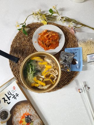 [한면원] 잔치국수 2인분 — 5점을 준 리뷰어가 2023년 3월 올린 사용 사진