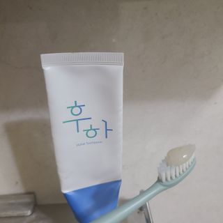 [심폐소생소] 무불소 임산부 천연 치약 — 5점을 준 리뷰어가 2021년 11월 올린 사용 사진