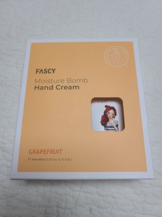 파시 FASCY 高保湿ハンドクリーム40ml+80ml セット — 5점을 준 리뷰어가 2021년 8월 올린 사용 사진