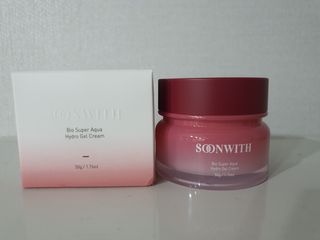 SOONWITH 바이오 수퍼 아쿠아 하이드로 젤 크림 — 5점을 준 리뷰어가 2021년 3월 올린 사용 사진