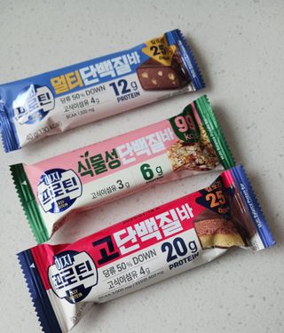 이지프로틴바 3종x각 2ea (고단백질바, 멀티단백질바, 식물성단백질바) — 5점을 준 리뷰어가 2024년 3월 올린 사용 사진