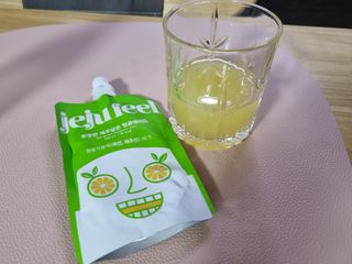 JEJUFEEL 풋풋한 제주담은 청귤에이드 — 4.5점을 준 리뷰어가 2022년 10월 올린 사용 사진