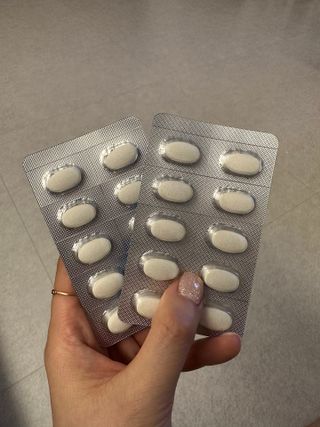 [경남제약헬스케어]케어플러스 관절엔 MSM 1000mg 60정/1개월분/관절/뼈/연골 영양/비타민D+아연/1일2정 — 5점을 준 리뷰어가 2024년 1월 올린 사용 사진