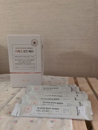 세렌디뷰티_이너뷰티 티톡스 로즈 베리 — 3점을 준 리뷰어가 2021년 3월 올린 사용 사진