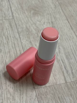 스킨큐어 산다화 카멜리아 안티 링클 멀티밤 — 4.5점을 준 리뷰어가 2023년 10월 올린 사용 사진
