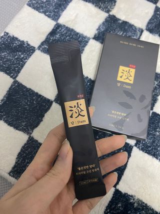 담소은 자극없는 무알콜 휴대용 한방가글 스틱 가글담 — 5점을 준 리뷰어가 2022년 12월 올린 사용 사진
