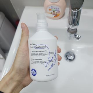 [블랑코클리닝] 키친 핸드컨디셔너 250ml — 5점을 준 리뷰어가 2022년 8월 올린 사용 사진