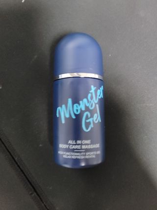 [바록스] 류현진 올인원 바디릴렉싱 몬스터겔 50ml — 5점을 준 리뷰어가 2021년 3월 올린 사용 사진