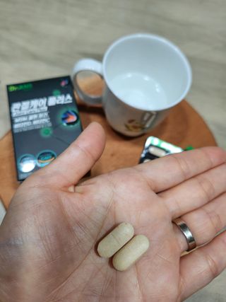 닥터안스 관절케어플러스 60정 1개월분 — 5점을 준 리뷰어가 2022년 11월 올린 사용 사진