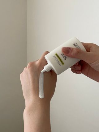아이레시피 모이스트터치 스포츠 선밀크 50ml (SPF50+ PA+++) — 4점을 준 리뷰어가 2023년 4월 올린 사용 사진
