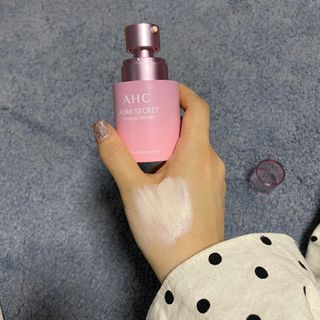 AHC 아우라 시크릿 톤업 벨벳 — 5점을 준 리뷰어가 2021년 4월 올린 사용 사진