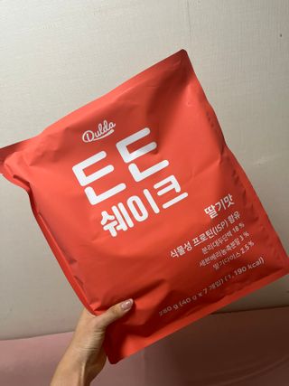 [덜다] 든든 식물성 단백질 쉐이크 40g X 7입 (곡물/딸기) — 5점을 준 리뷰어가 2023년 8월 올린 사용 사진