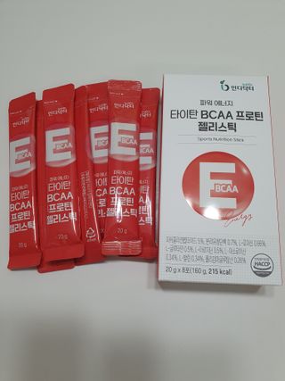 인디닥터 면역 생생 핑크 이뮨 젤리 + 타이탄 BCAA 프로틴 젤리스틱 — 5점을 준 리뷰어가 2022년 5월 올린 사용 사진