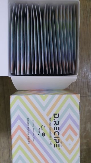 디레시피 세안이 필요없는 순한 클렌징 티슈 — 3점을 준 리뷰어가 2021년 4월 올린 사용 사진
