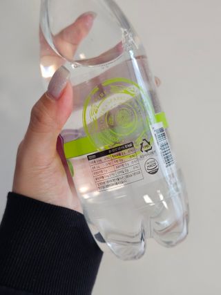 몽베스트 Montbest with Sparkling water Lemon OR Lime 20병(랜덤) — 5점을 준 리뷰어가 2024년 4월 올린 사용 사진