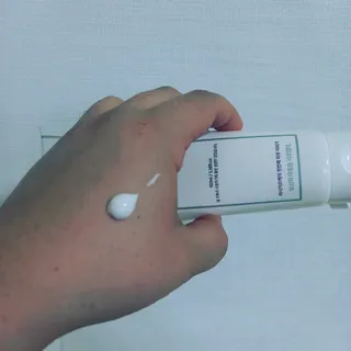 셀프 모이스처라이징 프로텍션 크림 셀프 모이스처라이징 프로텍션크림 — 5점을 준 리뷰어가 2022년 4월 올린 사용 사진