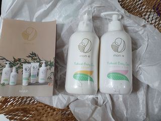 mom e 맘이 내추럴 베이비 케어 샴푸앤바스+로션 — 4점을 준 리뷰어가 2021년 1월 올린 사용 사진
