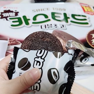 롯데제과 까망카스타드 더블초코 — 5점을 준 리뷰어가 2021년 5월 올린 사용 사진